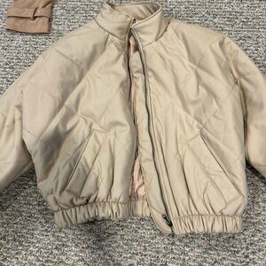 Vintage Havana faux leather bomber jacket. Size small beige